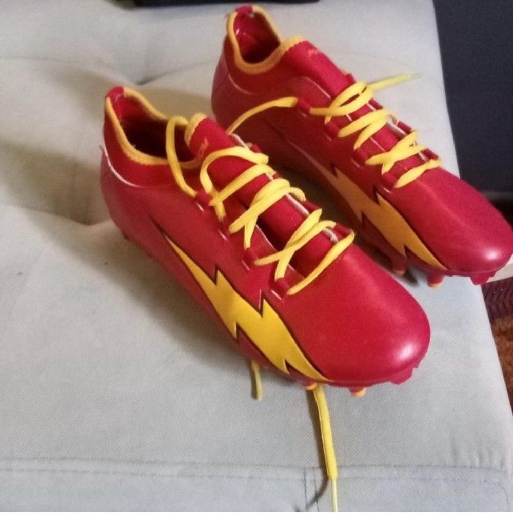 Red and Yellow Phenom FLASH cleats